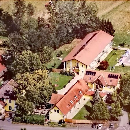 Gasthof Zum Lindenhof Bad Radkersburg Luaran gambar