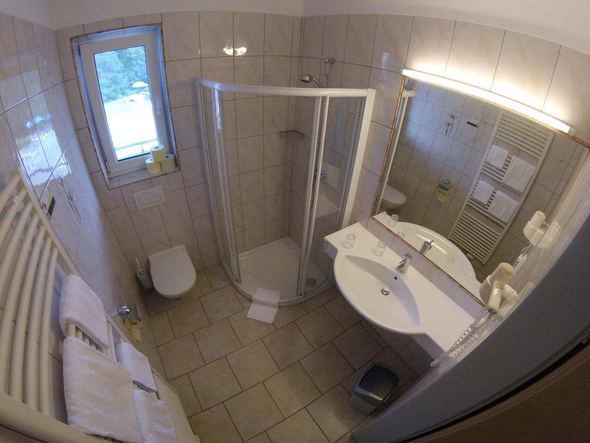 Gasthof Zum Lindenhof Bad Radkersburg Bilik gambar